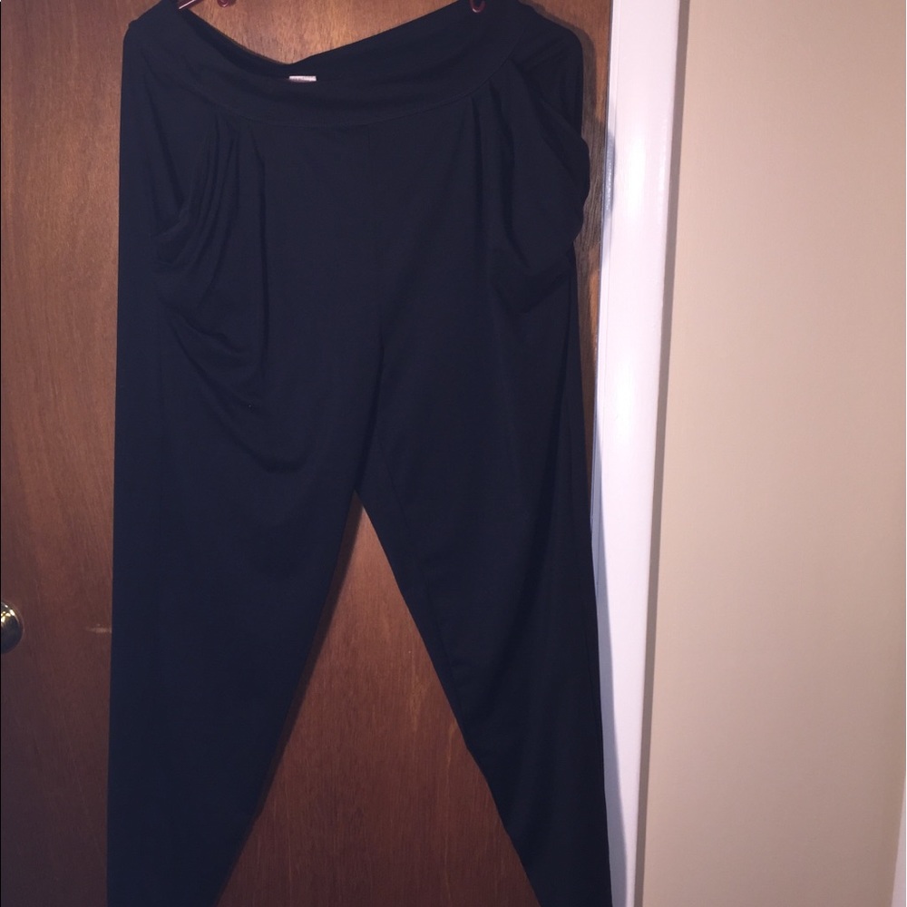 fabletics jogger pants black